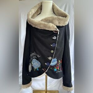 Desigual Black Cape with Colorful Embroidery